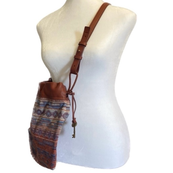Fossil Purse NWOT Gigi Crossbody Tan Leather Western Print Blue Purple Orange - Picture 11 of 12